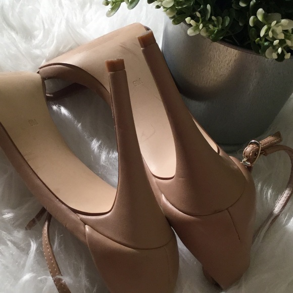 Steve Madden heels 9 M - Picture 7 of 8